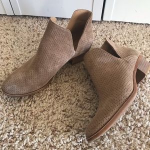 Lucky Brand ankle booties